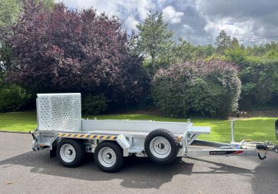 New Nugent 10 x 5'3 plant trailer